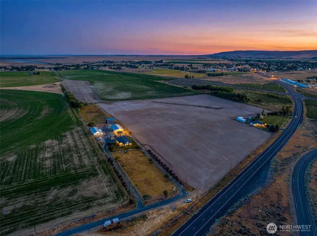 721 Rd 20 NE Soap Lake WA 98851