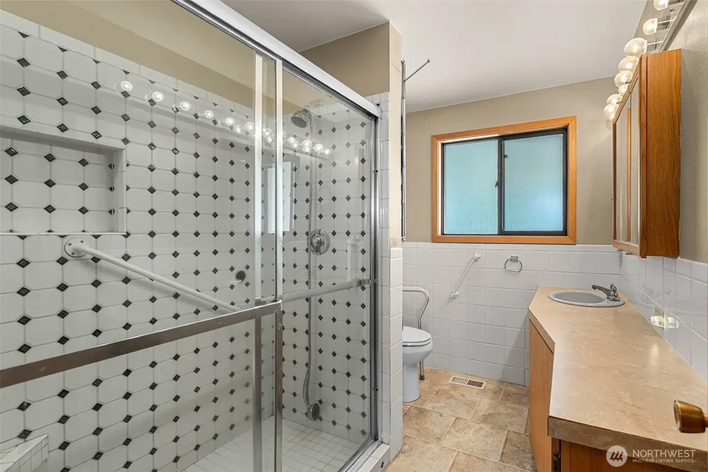 721 Rd 20 NE Soap Lake WA 98851