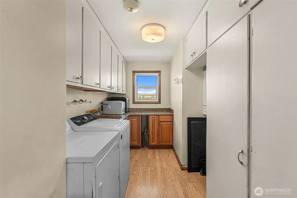721 Rd 20 NE Soap Lake WA 98851