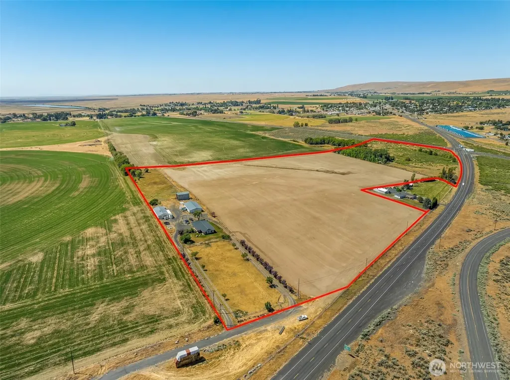 721 Rd 20 NE Soap Lake WA 98851