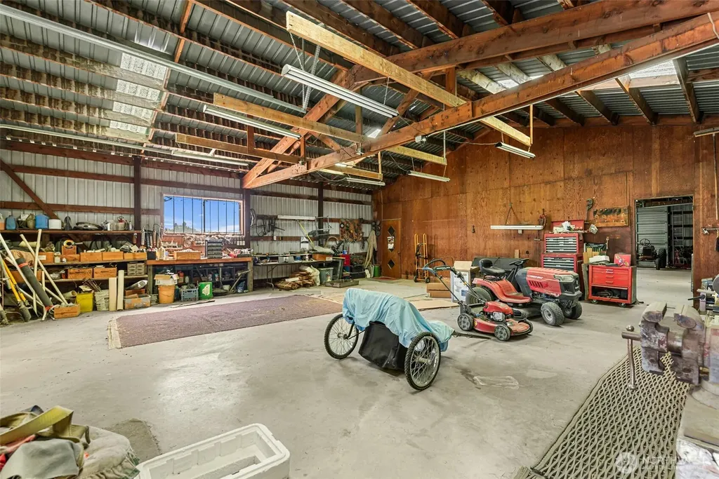 721 Rd 20 NE Soap Lake WA 98851