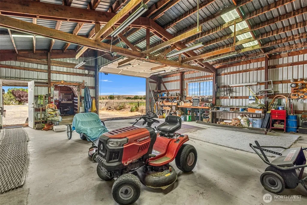 721 Rd 20 NE Soap Lake WA 98851