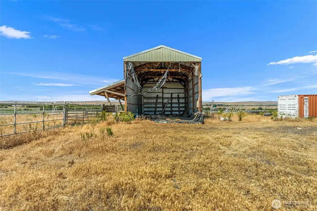 721 Rd 20 NE Soap Lake WA 98851