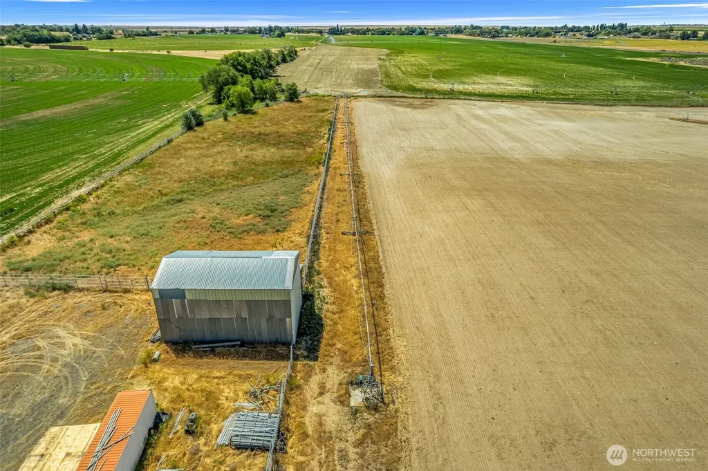 721 Rd 20 NE Soap Lake WA 98851