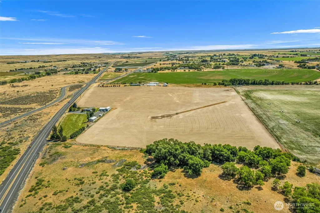 721 Rd 20 NE Soap Lake WA 98851