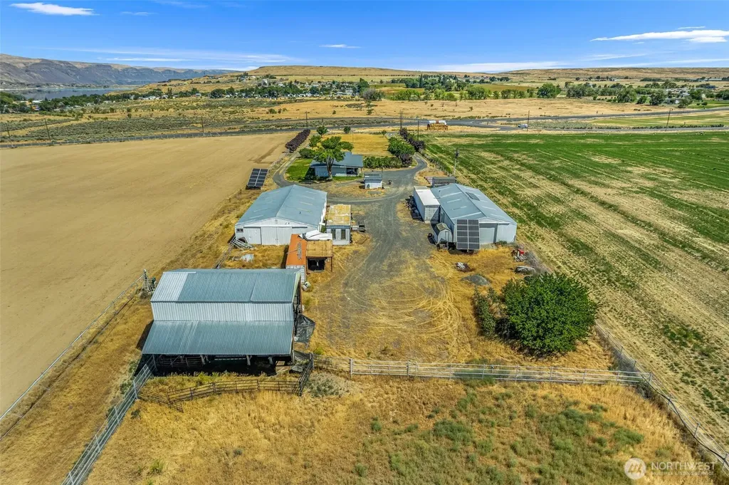 721 Rd 20 NE Soap Lake WA 98851