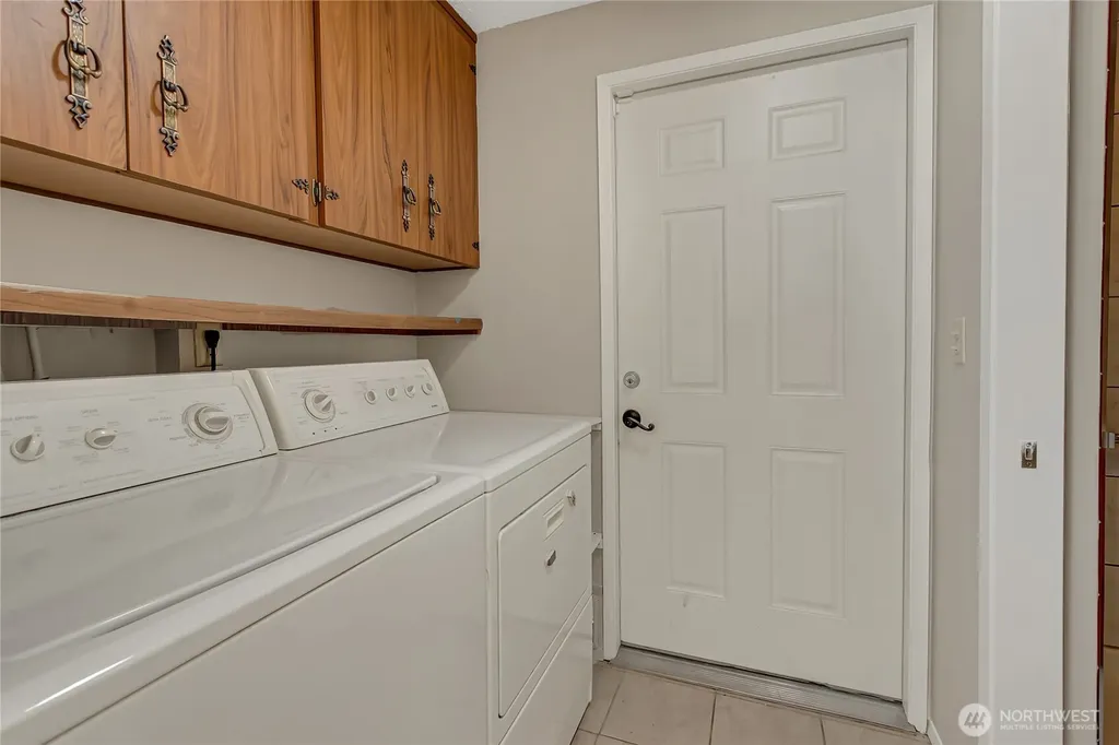 7117 40th Street W Tacoma WA 98466