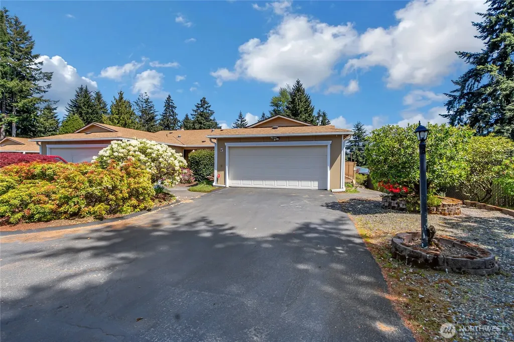 7117 40th Street W Tacoma WA 98466