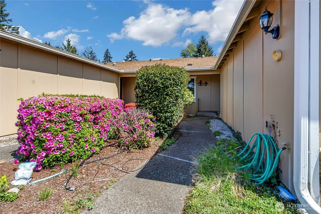 7117 40th Street W Tacoma WA 98466