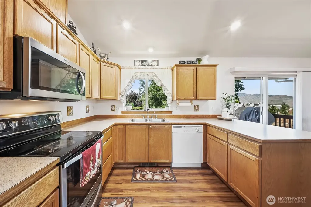 2427 Bellanca Court East Wenatchee WA 98802