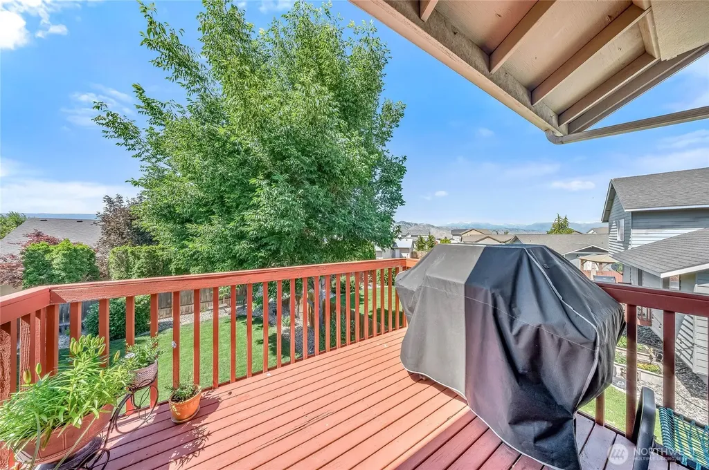 2427 Bellanca Court East Wenatchee WA 98802