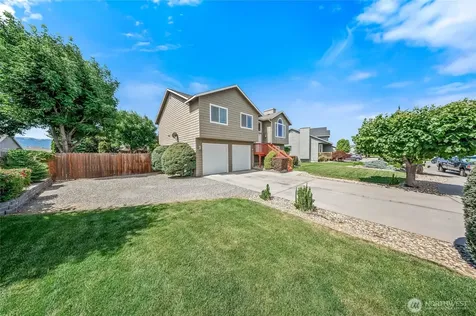 2427 Bellanca Court East Wenatchee WA 98802