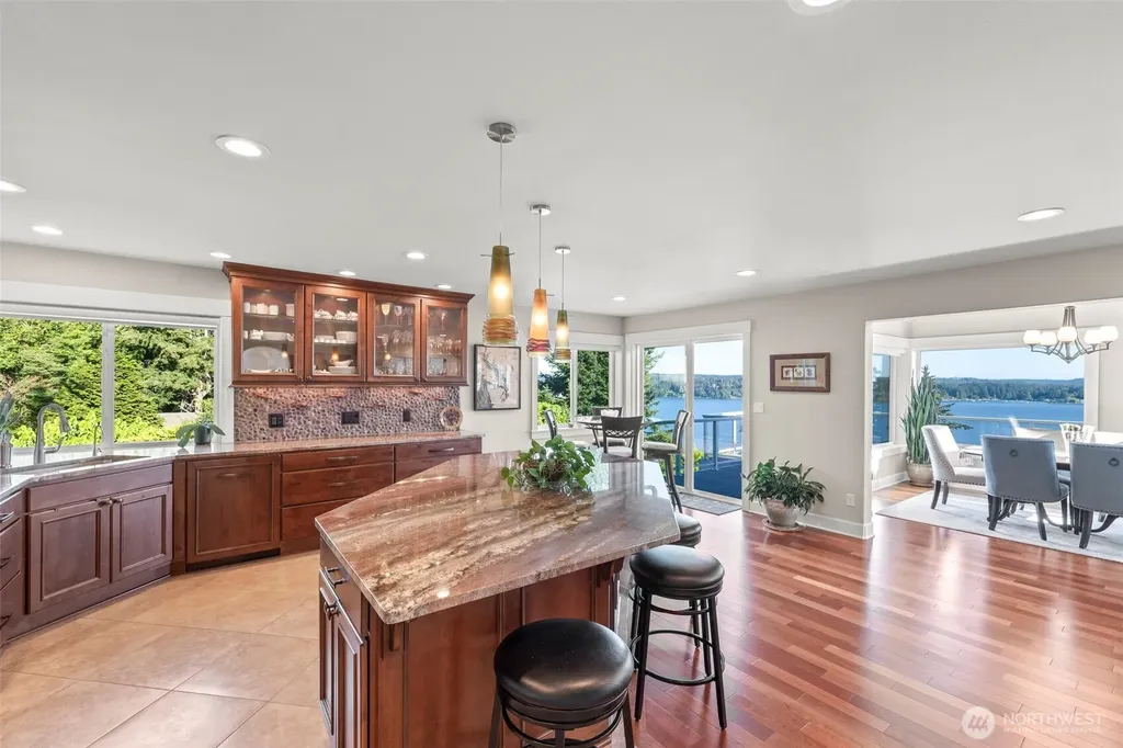 12624 95th Avenue NW Gig Harbor WA 98329