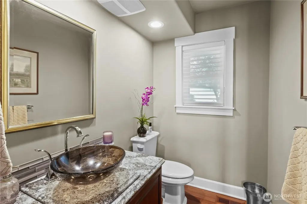 12624 95th Avenue NW Gig Harbor WA 98329