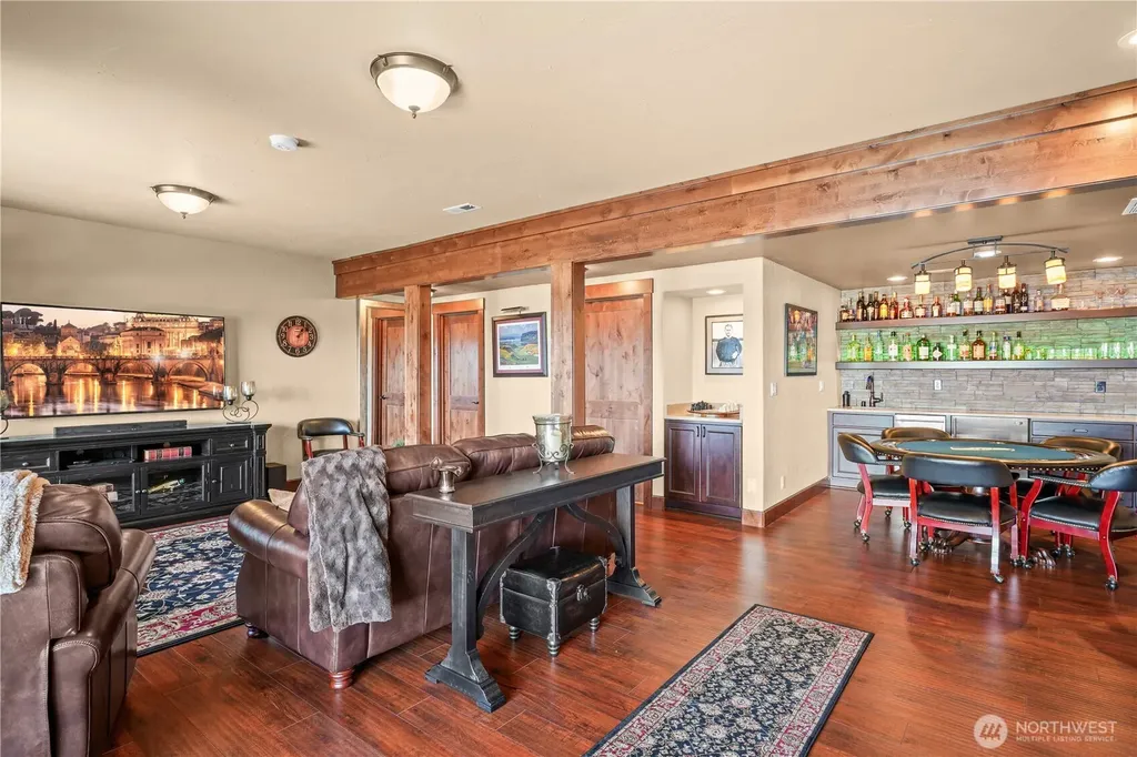 12624 95th Avenue NW Gig Harbor WA 98329