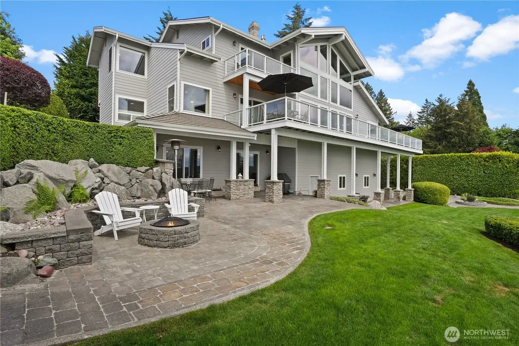 12624 95th Avenue NW Gig Harbor WA 98329