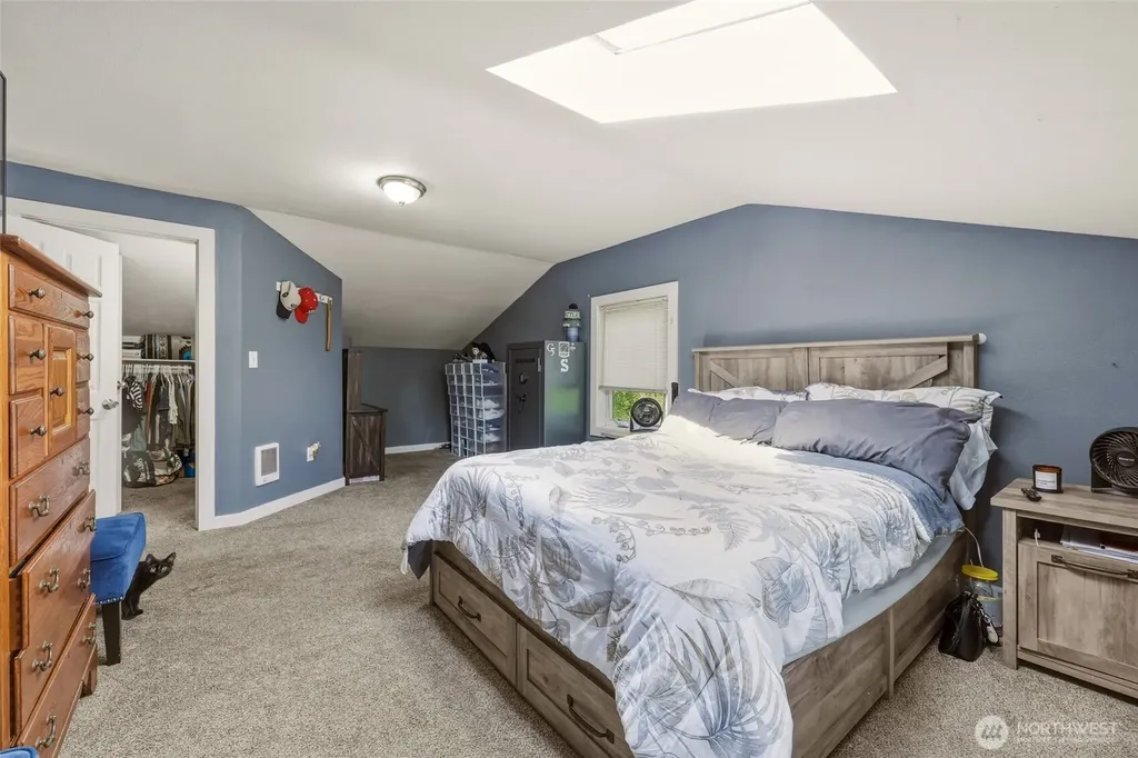1005 Delphi Road SW Olympia WA 98512