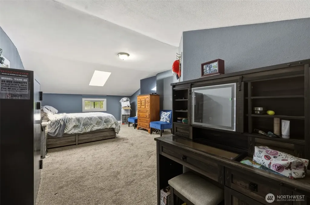 1005 Delphi Road SW Olympia WA 98512
