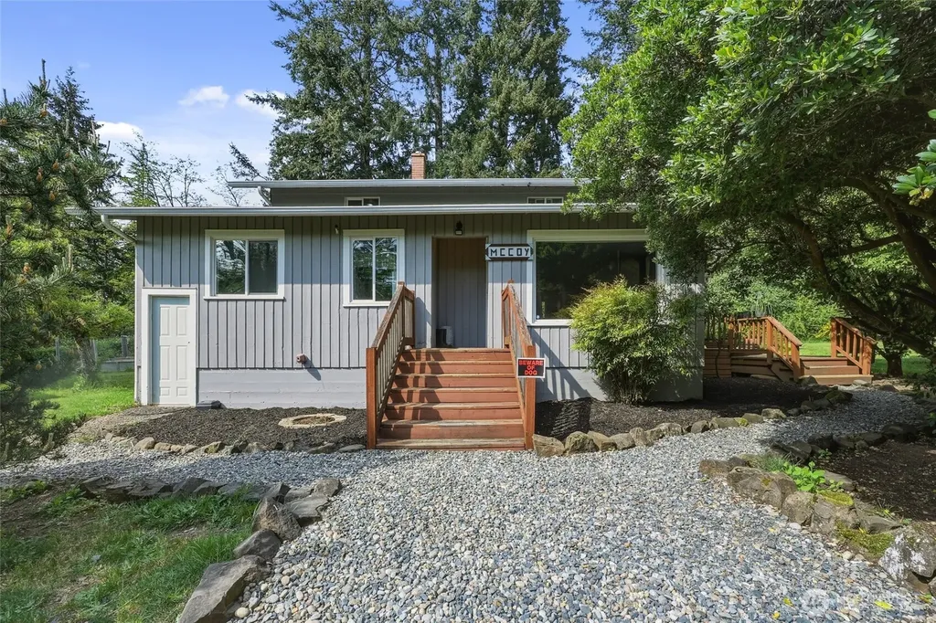 1005 Delphi Road SW Olympia WA 98512