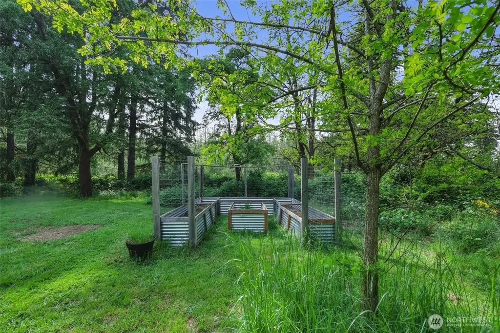 1005 Delphi Road SW Olympia WA 98512
