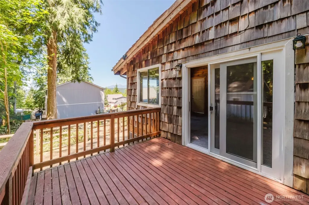 150 E Cedar Street Belfair WA 98528