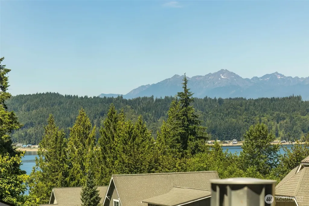 150 E Cedar Street Belfair WA 98528