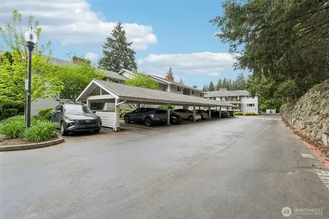 15214 NE 8th Street Bellevue WA 98005