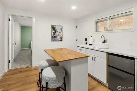 7515 Bagley Avenue N Seattle WA 98103