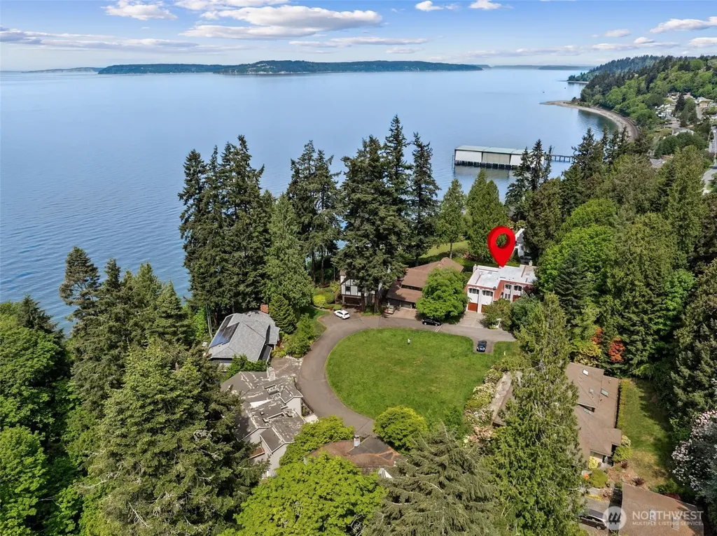 16530 76th Avenue W Edmonds WA 98026