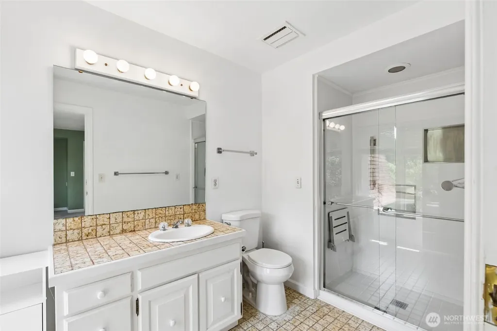 16530 76th Avenue W Edmonds WA 98026