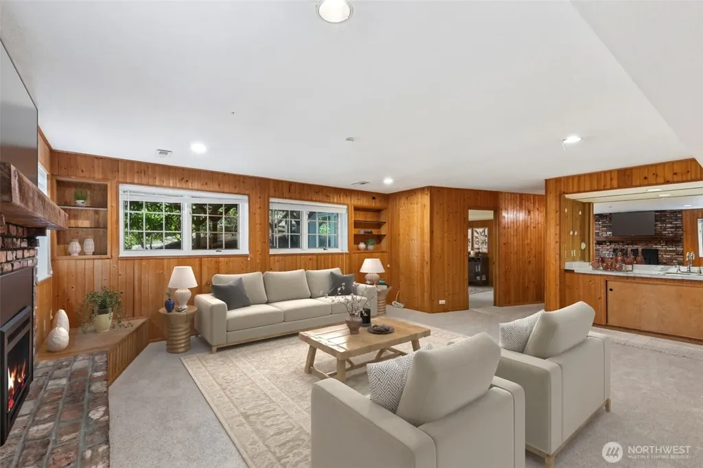 16530 76th Avenue W Edmonds WA 98026