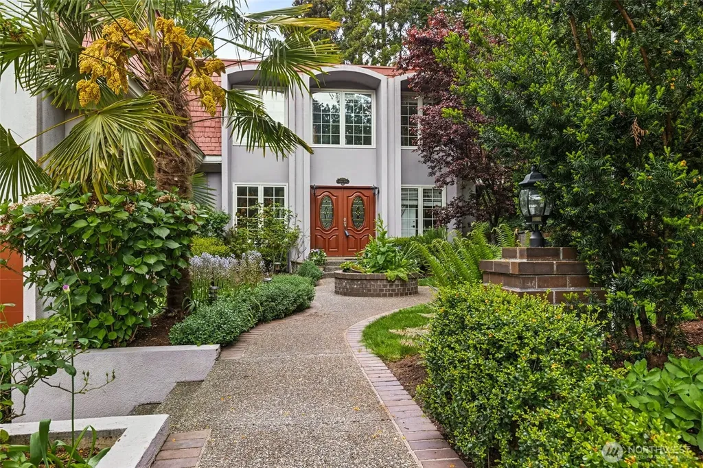 16530 76th Avenue W Edmonds WA 98026