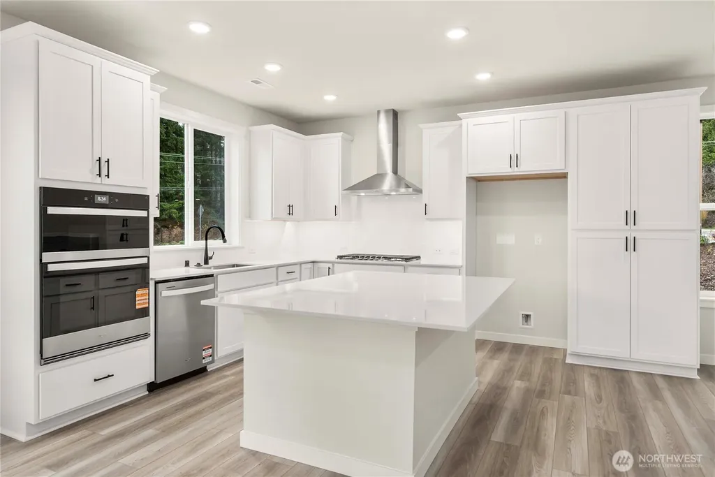 3958 Flat Top Drive Bremerton WA 98312