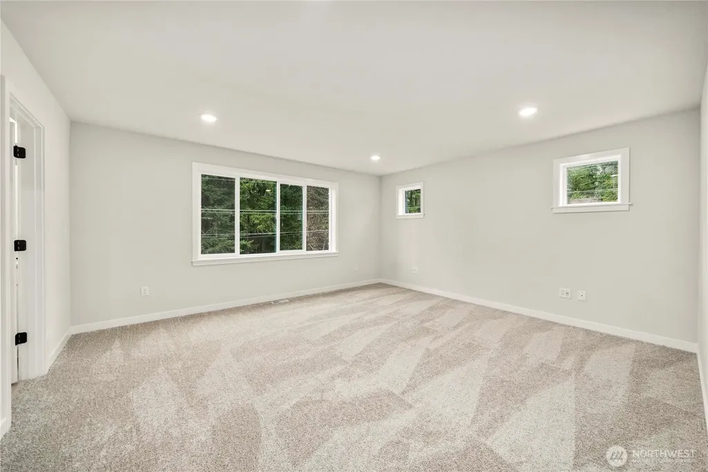 3958 Flat Top Drive Bremerton WA 98312