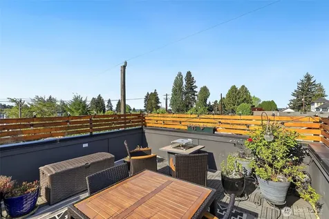 5953 Fauntleroy Way SW Seattle WA 98136