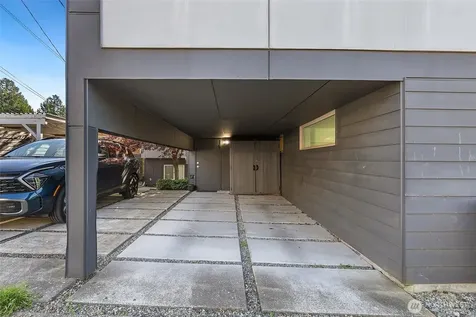 5953 Fauntleroy Way SW Seattle WA 98136