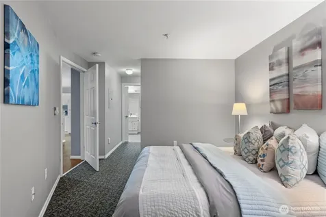 3318 30th Avenue SW Seattle WA 98126