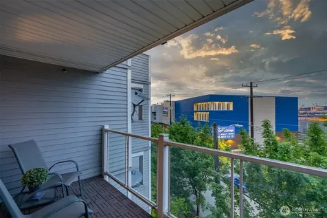 3318 30th Avenue SW Seattle WA 98126