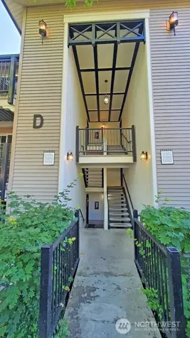 215 9th Street Kirkland WA 98033