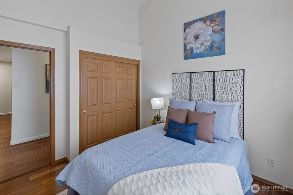 1069 5th Steilacoom WA 98388