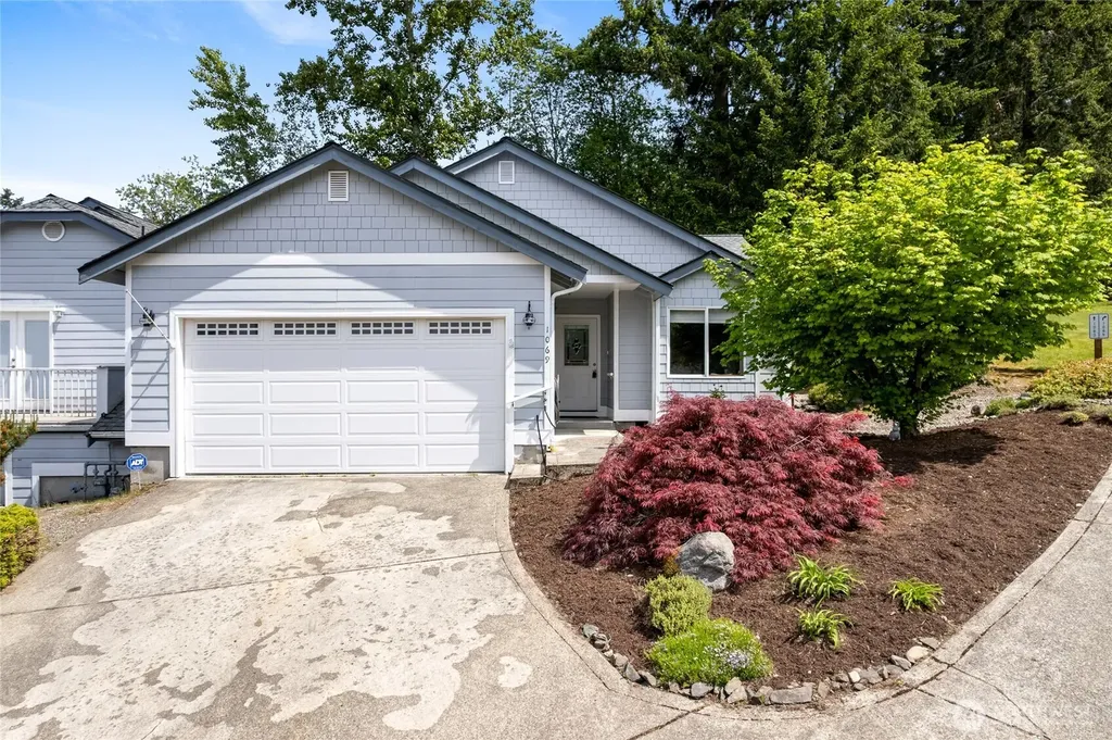 1069 5th Steilacoom WA 98388