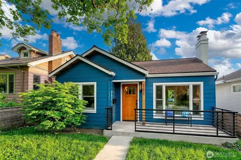 5232 38th Avenue NE Seattle WA 98105