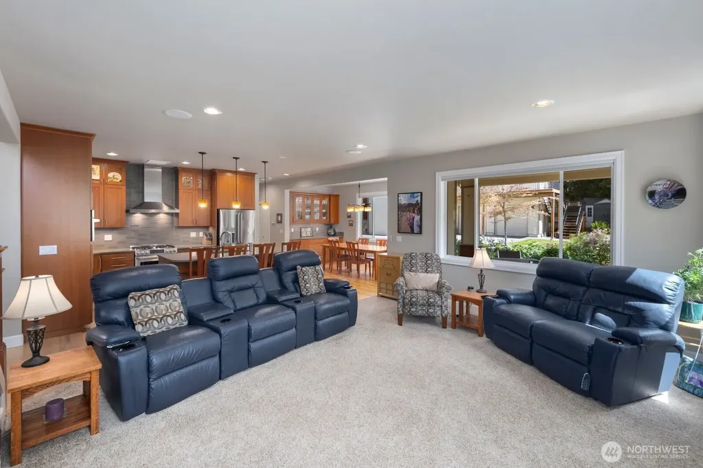 11236 108th Ave NE Kirkland WA 98033