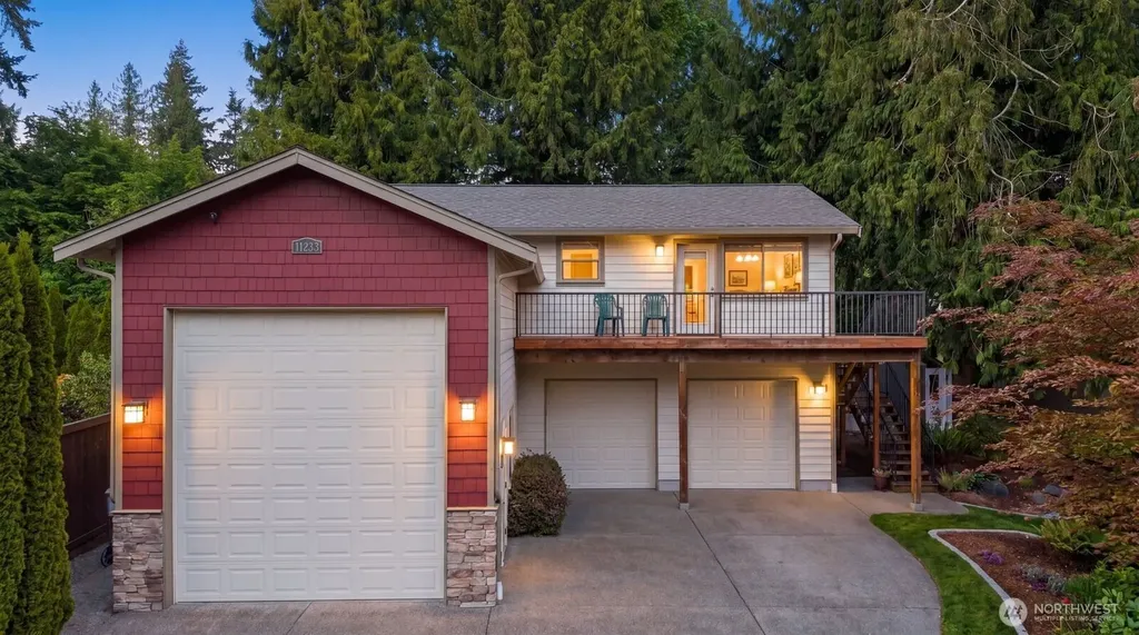 11236 108th Ave NE Kirkland WA 98033