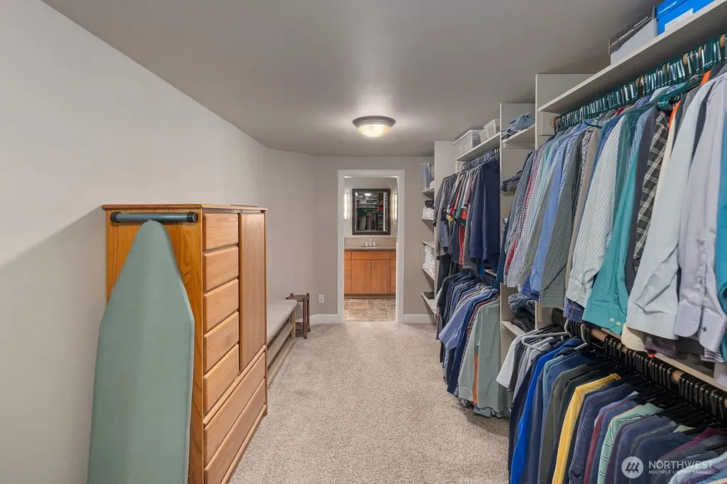 11236 108th Ave NE Kirkland WA 98033