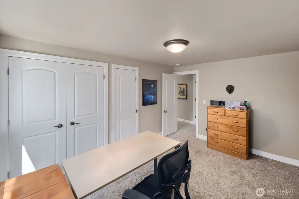 11236 108th Ave NE Kirkland WA 98033