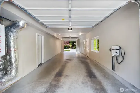 11236 108th Ave NE Kirkland WA 98033