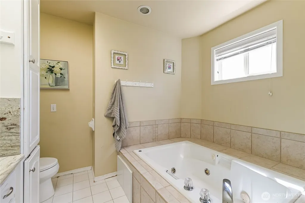 3613 N Grace Lane Bellingham WA 98226