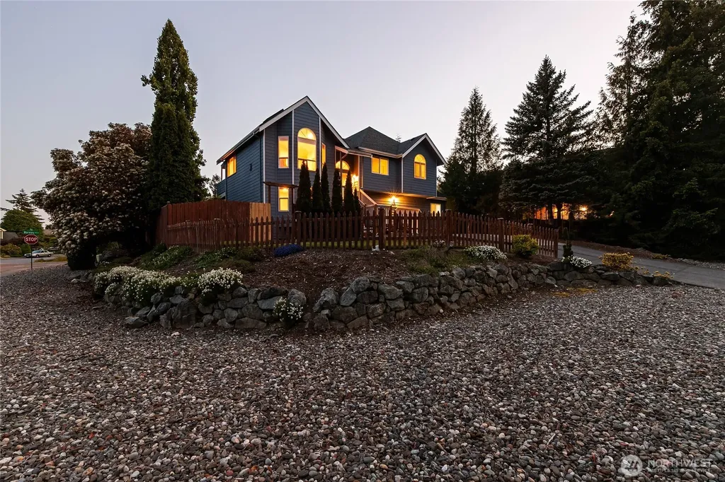 3613 N Grace Lane Bellingham WA 98226
