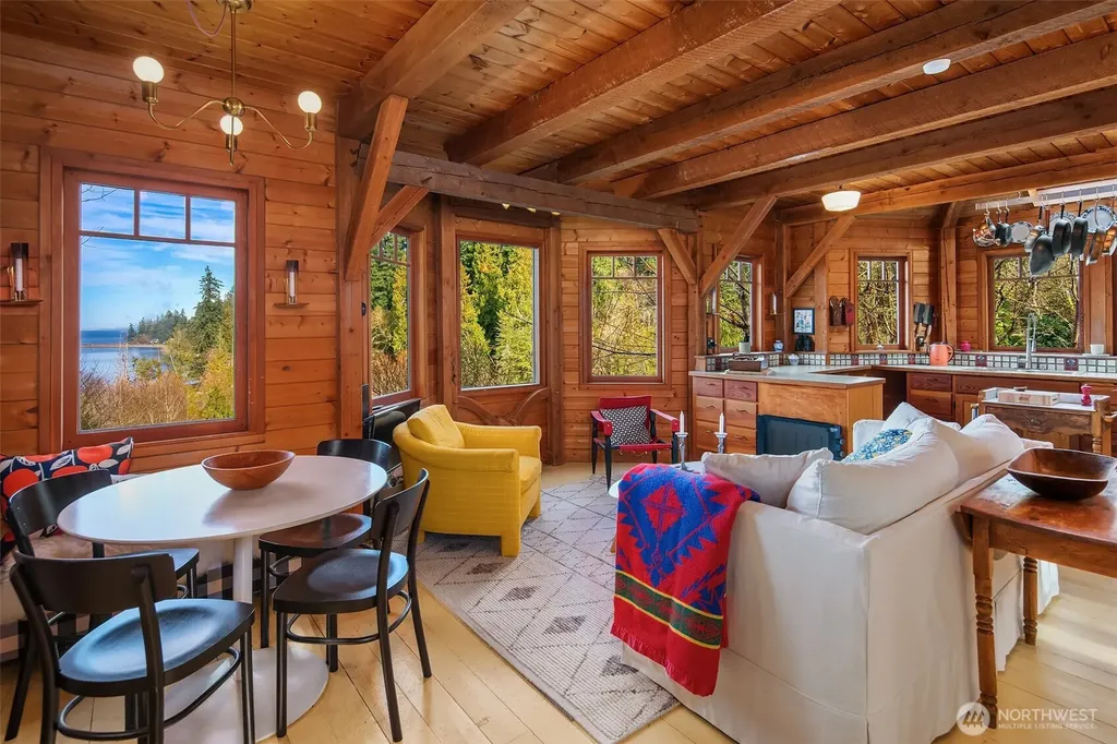 12825 SW Ober Beach Road Vashon WA 98070